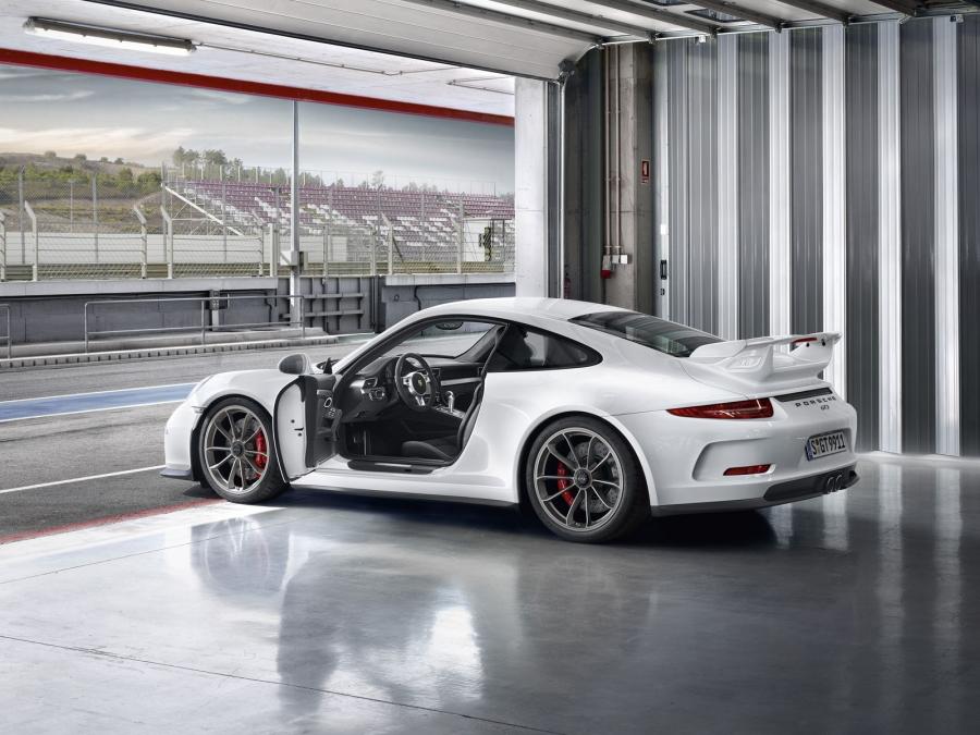  Porsche 911 GT3 2013 года  (фото 29 из 78)